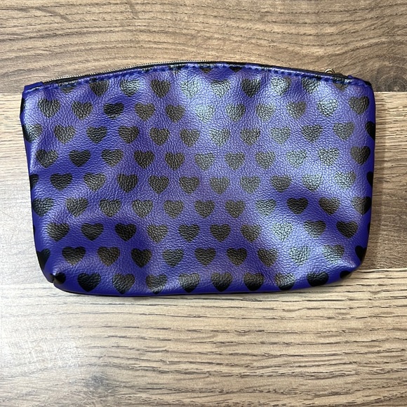 ipsy Handbags - 2/$10 Ipsy Makeup Bag - Purple Bag with Black Hearts